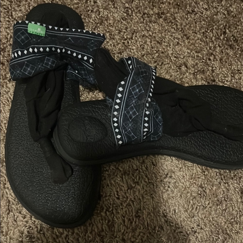 Black Sanuk Sandals